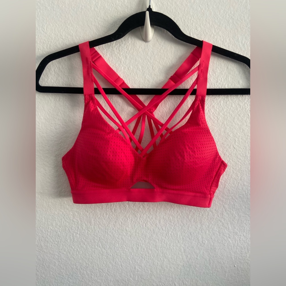 New Without Tags VSX Sport Lightweight Strappy Sports Bra in Color "Ignited"